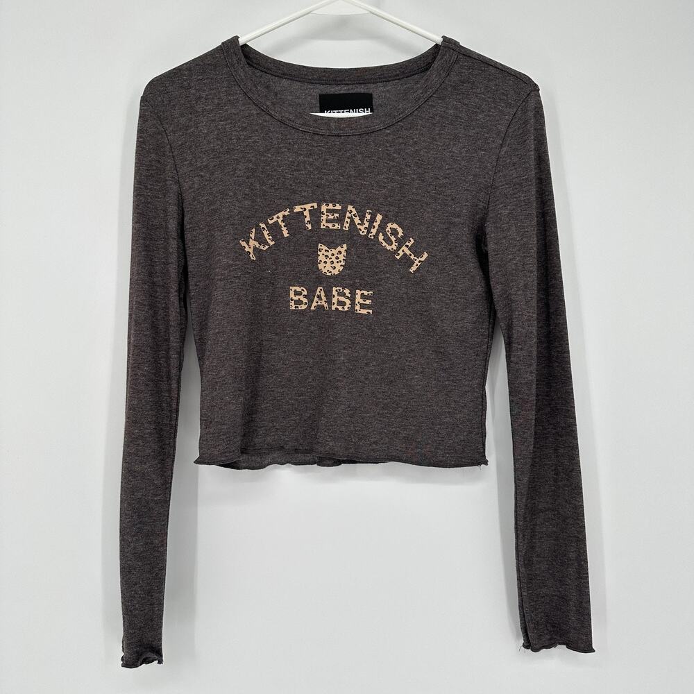 Kittenish Shirt Womens Medium Gray Long Sleeve Crop Top Kittenish Babe Graphic